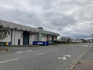 Plus de détails pour 26-38 Place De La Seine, Rungis - Bureau, Local d'activités à louer