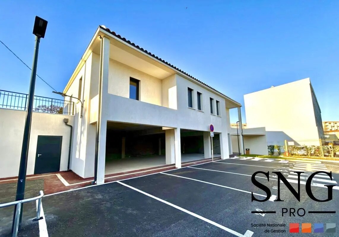 Avenue Georges Guynemer, Salon-de-Provence à louer Photo de l’immeuble– Image 1 sur 9