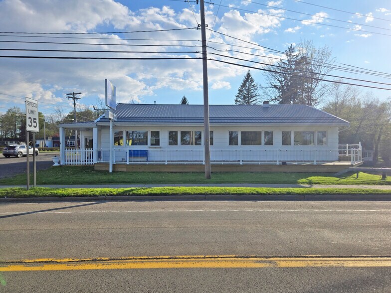 95 W Lake Rd, Mayville, NY à vendre - Photo de l’immeuble – Image 1 sur 50