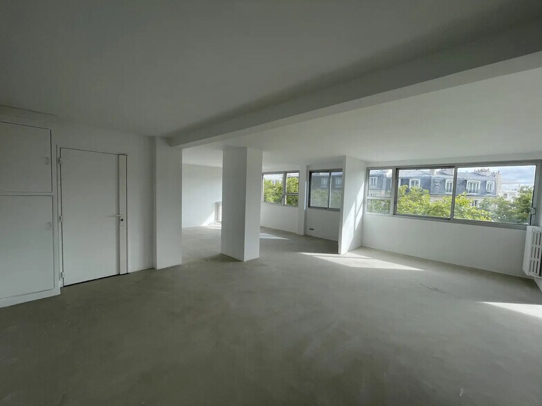 Bureau dans Paris à louer - Photo de l’immeuble – Image 2 sur 7