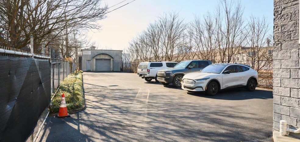 584-594 Marietta St portefeuille de 2 biens à vendre sur LoopNet.fr - Photo de l’immeuble – Image 3 sur 9