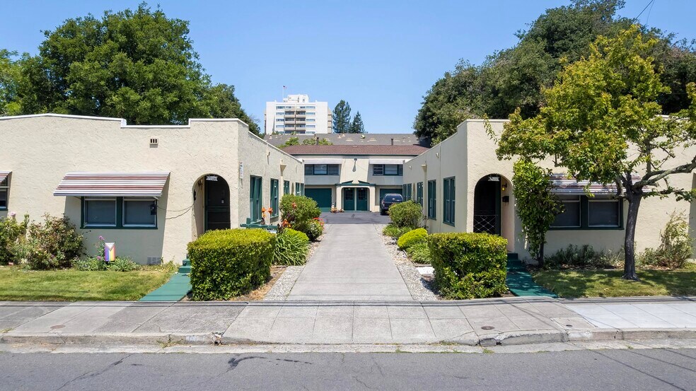 823-825 Wheeler St, Santa Rosa, CA à vendre - Photo de l’immeuble – Image 1 sur 26