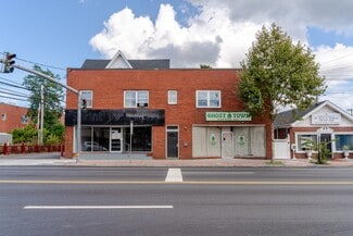 Plus de détails pour 21-23 Indian Head Rd, Kings Park, NY - Bureau/Local commercial à louer