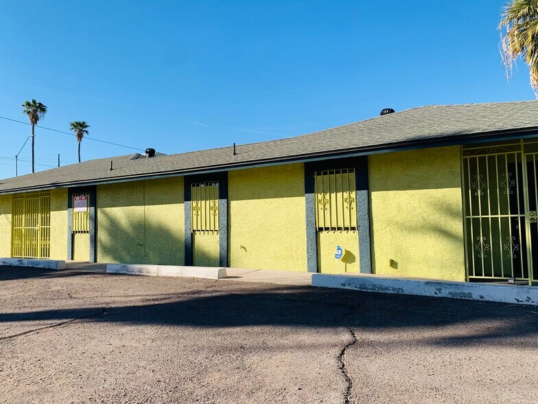 1102 W McDowell Rd, Phoenix, AZ à louer - Photo de l’immeuble – Image 2 sur 9