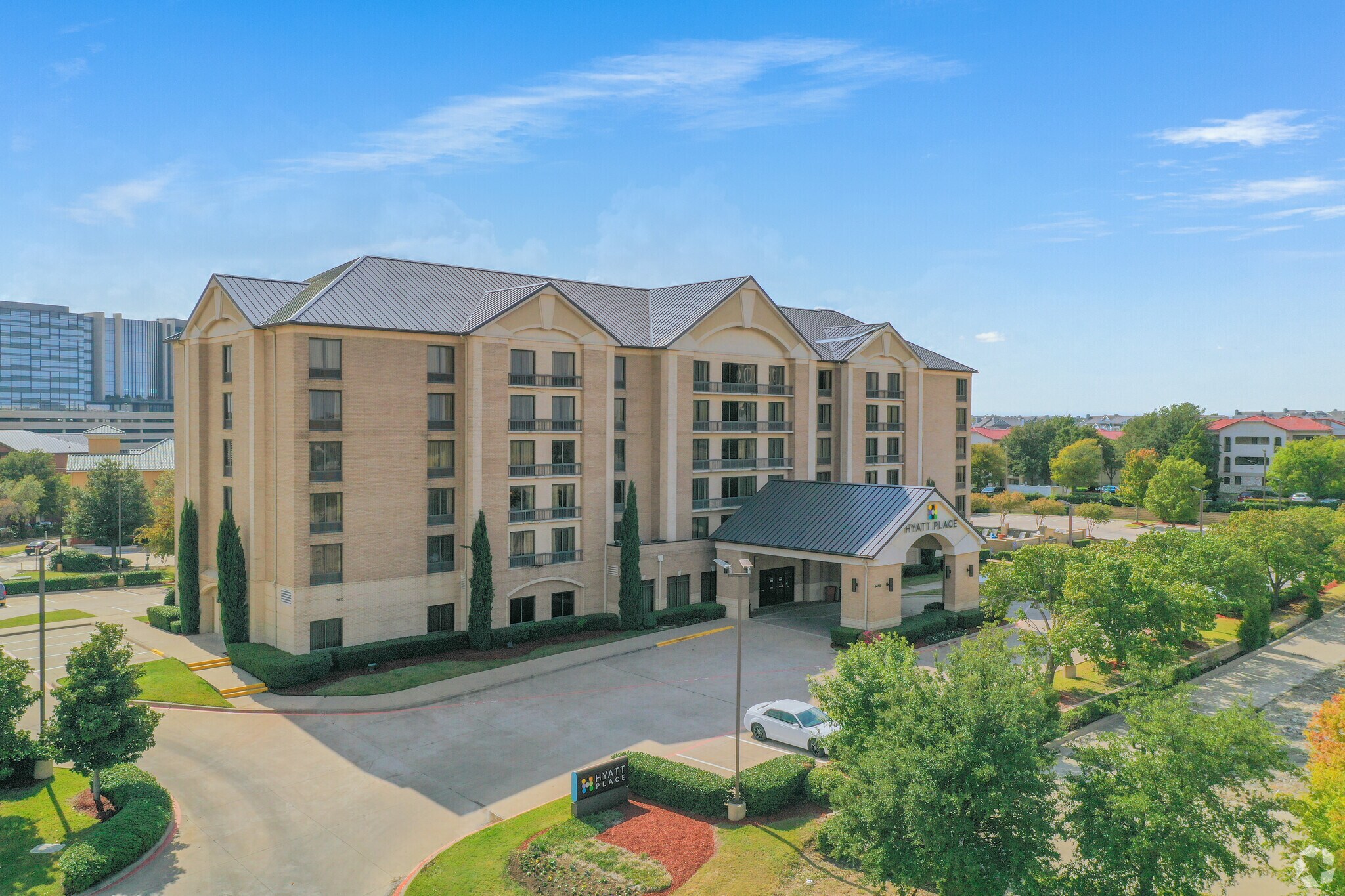5455 Green Park Dr, Irving, TX à vendre Photo principale– Image 1 sur 23
