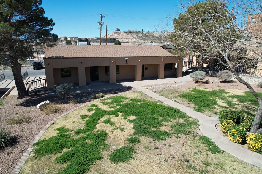 1517 Brown St, El Paso, TX à vendre - Photo de l’immeuble – Image 2 sur 9