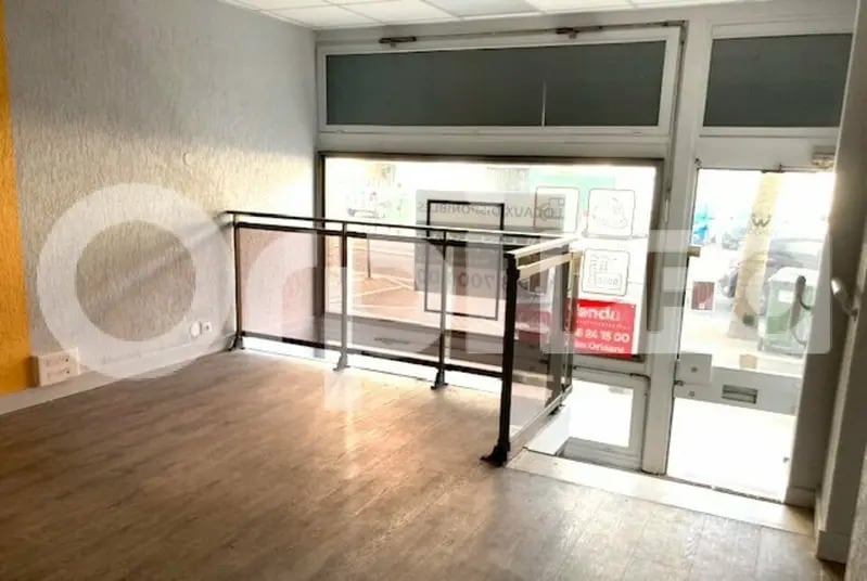 Bureau dans Orléans à vendre - Photo intérieure – Image 2 sur 5