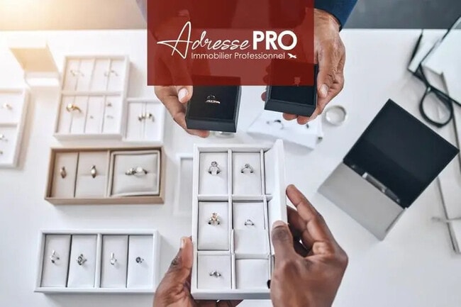 Plus de détails pour Local commercial à vendre