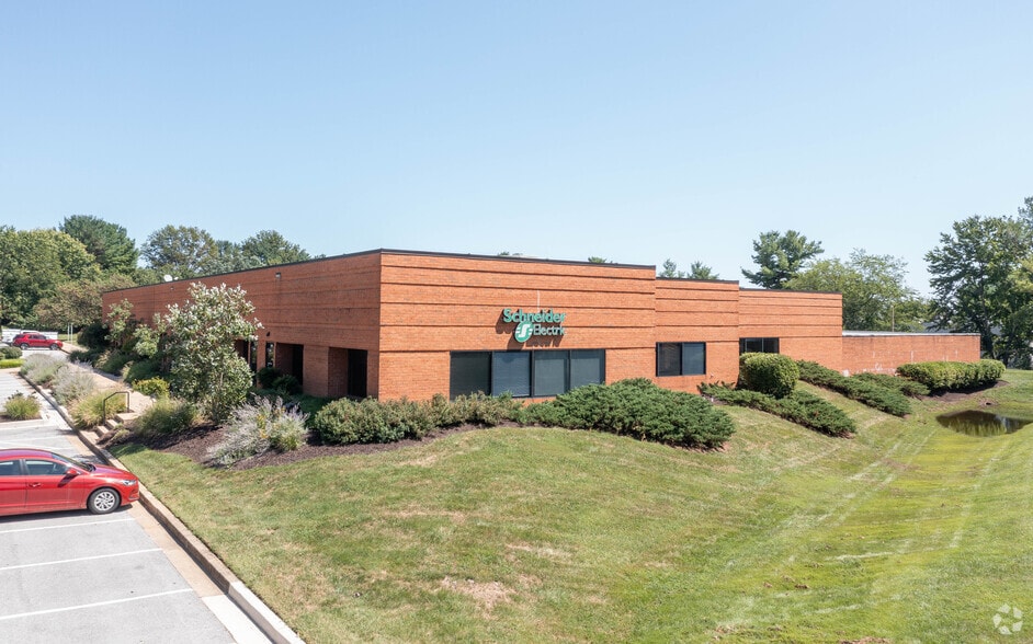 8989 Herrmann Dr, Columbia, MD à louer - Photo principale – Image 1 sur 5
