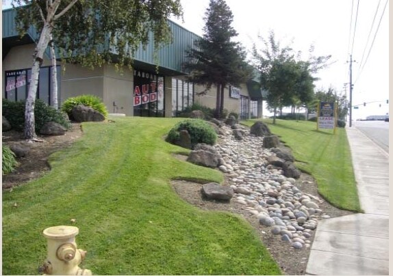 509 Armstrong Way, Oakdale, CA à louer - Photo de l’immeuble – Image 2 sur 4