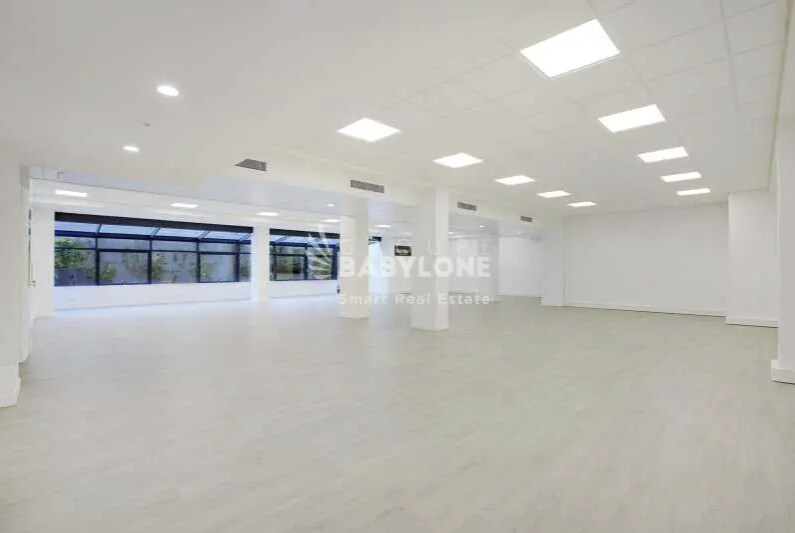 91-99 Avenue Aristide Briand, Montrouge, HDS 92120 - Lot 810 -  - Photo intérieure - Image 1 of 5