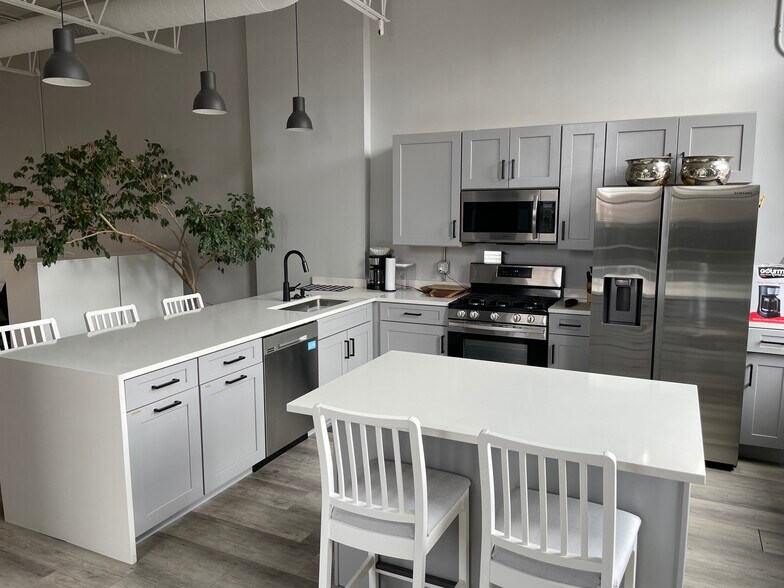 1826 Chouteau Ave, Saint Louis, MO à louer - Photo de l’immeuble – Image 3 sur 10