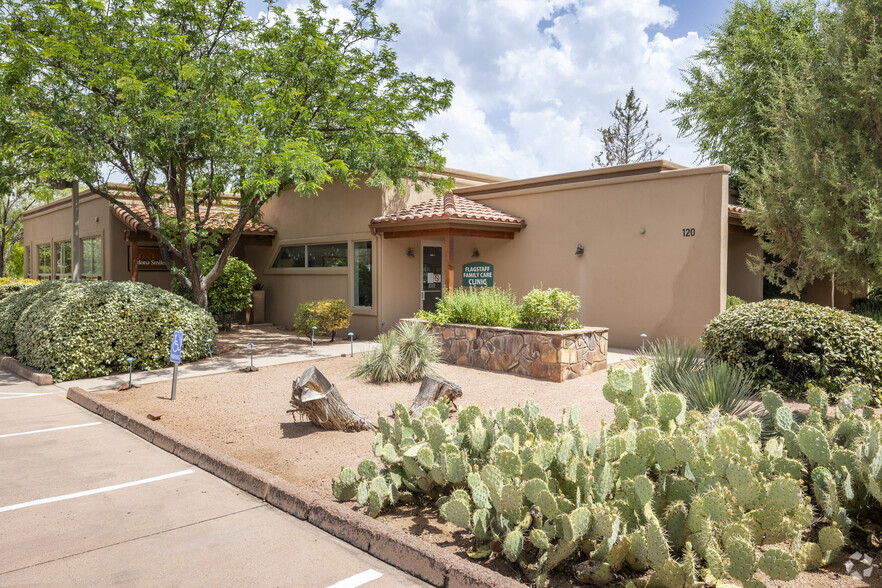 120 Northview Rd, Sedona, AZ à louer - Photo de l’immeuble – Image 1 sur 66