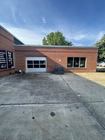 1341 Hughes Ford Rd, Frederick, MD à louer - Photo de l’immeuble – Image 3 sur 13
