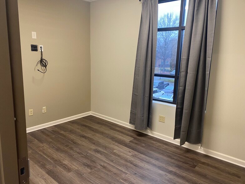 19925 Jetton Rd, Cornelius, NC à louer - Photo de l’immeuble – Image 3 sur 5