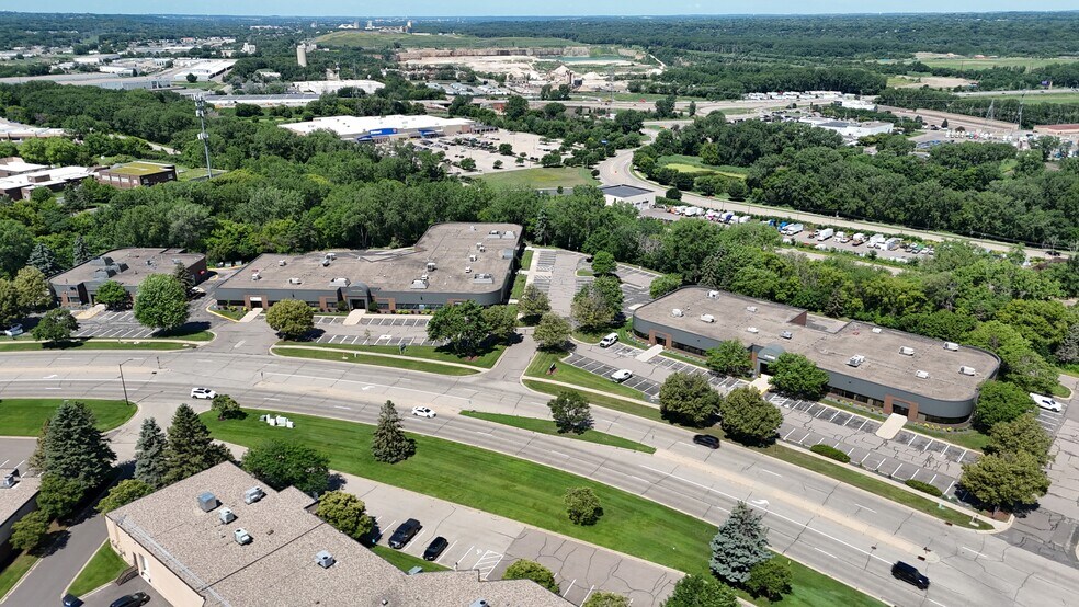 12270-12274 Nicollet Ave, Burnsville, MN à louer - Photo de l’immeuble – Image 3 sur 8