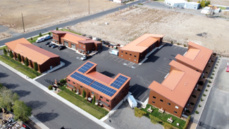 Plus de détails pour 611 NE Jackpine Ct, Redmond, OR - Industriel/Logistique à louer