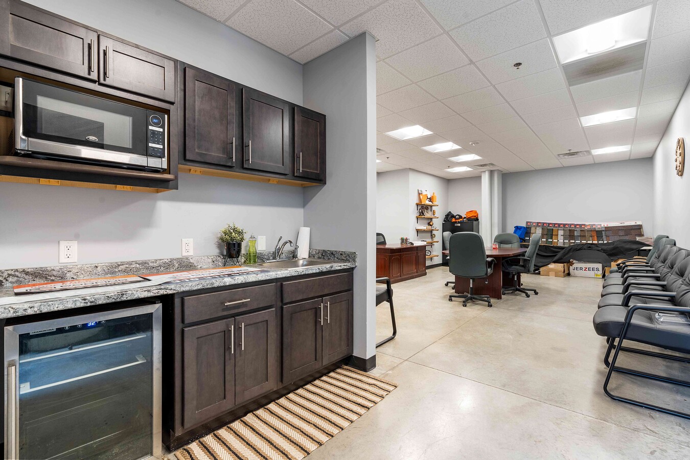 420 12th Ave SE, Cedar Rapids, IA 52401 - Lot 100 -  - Photo intérieure - Image 1 of 10