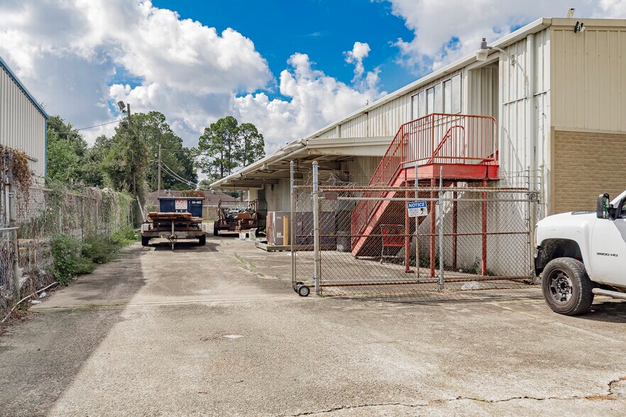 9162 S Choctaw Dr, Baton Rouge, LA à vendre - Photo de l’immeuble – Image 3 sur 39