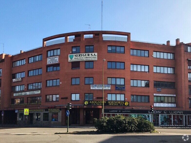 Calle Puente Alcocer, 47, Madrid, Madrid à vendre - Photo principale – Image 1 sur 2