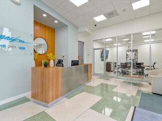 Plus de détails pour 2404 Hollywood Blvd, Hollywood, FL - Bureau à louer