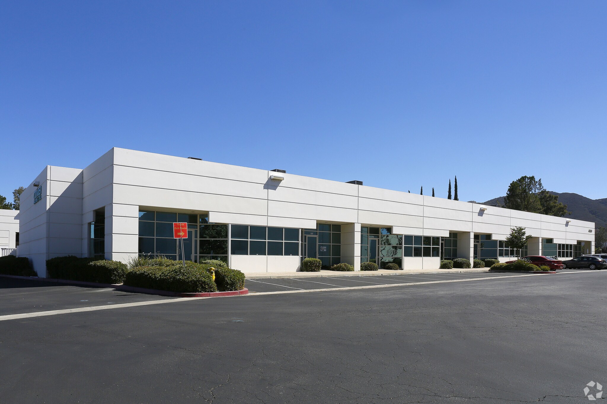 43339 Business Park Dr, Temecula, CA à louer Photo principale– Image 1 sur 5