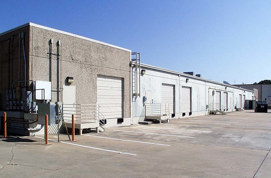 2101 Donley Dr, Austin, TX à louer - Photo de l’immeuble – Image 2 sur 5