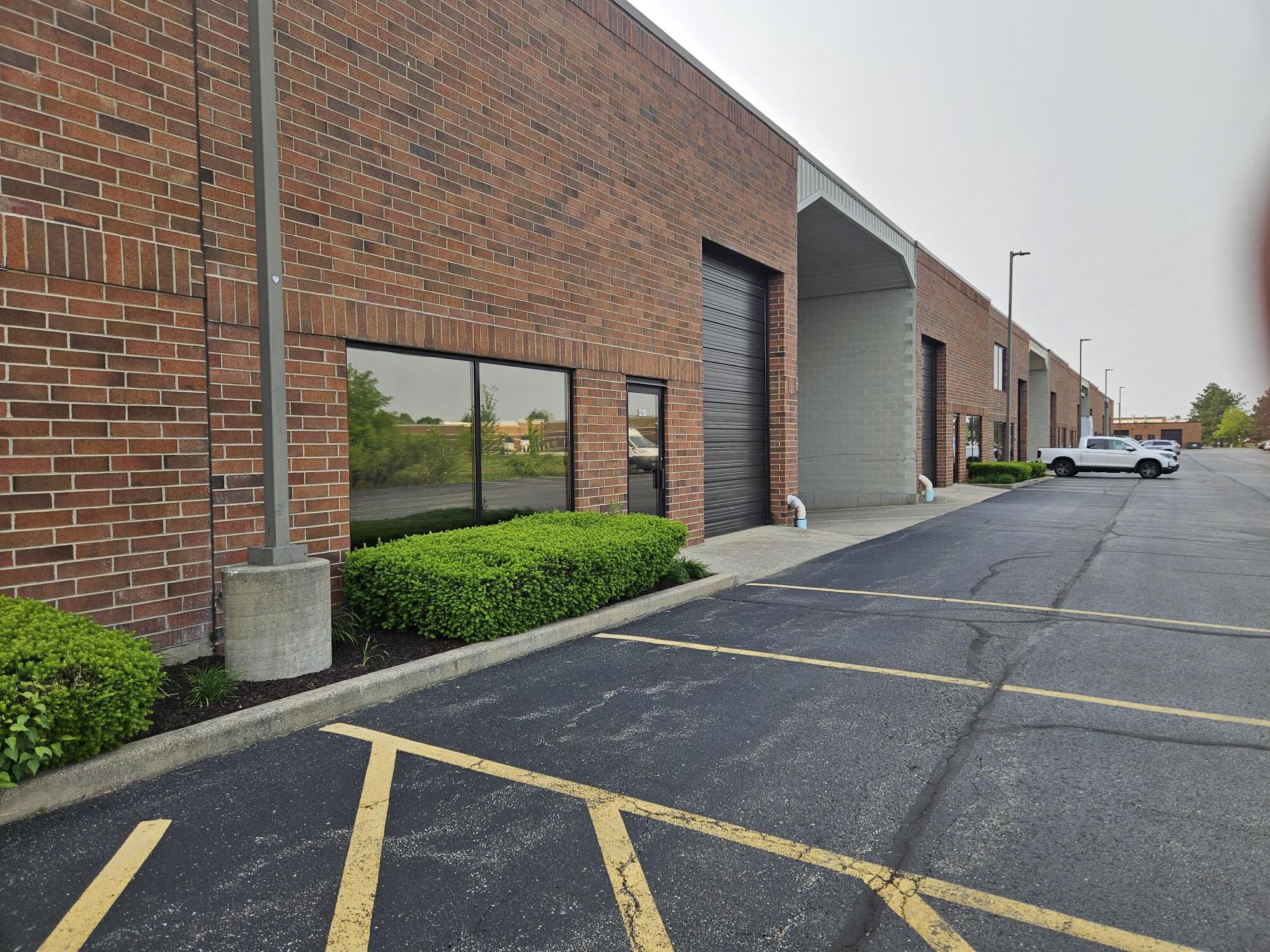 888 E Belvidere Rd, Grayslake, IL à vendre Photo de l’immeuble– Image 1 sur 2
