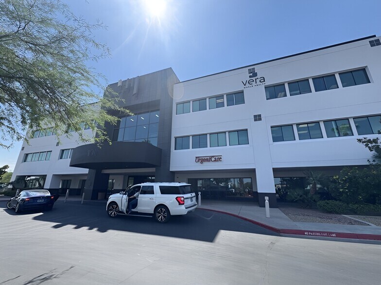 100 N Green Valley Pky, Henderson, NV à louer - Photo de l’immeuble – Image 2 sur 8