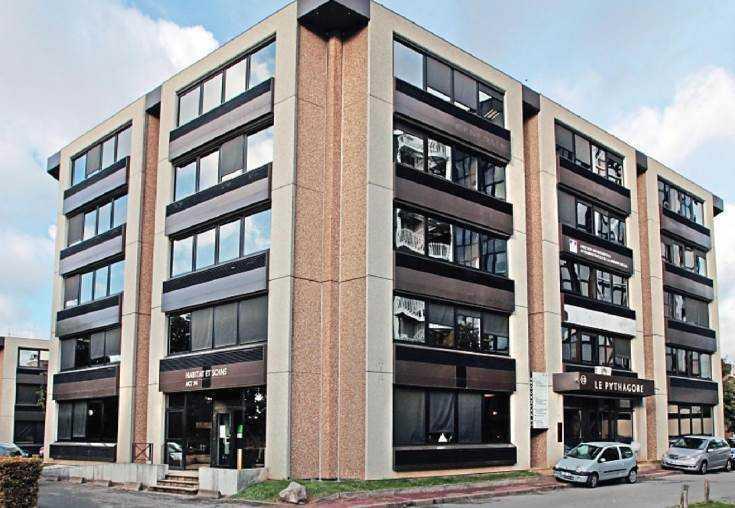 Bureau dans Créteil à louer - Photo de l’immeuble – Image 1 sur 12