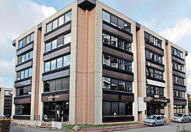 Plus de détails pour Bureau à louer