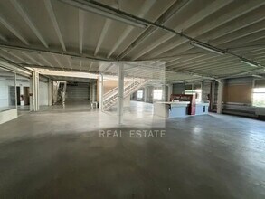 Local d’activités dans Villefranche-sur-Saône à louer Photo intérieure– Image 2 sur 5