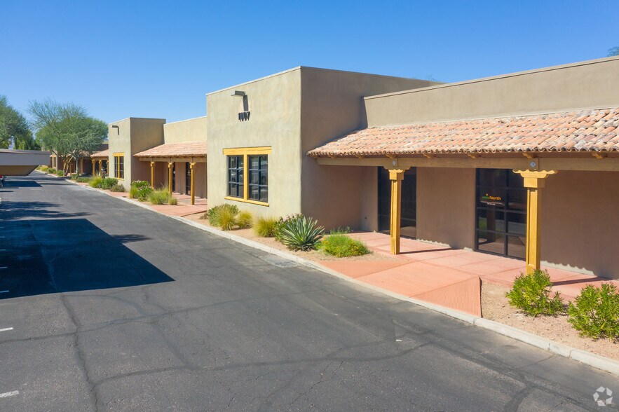 1001 E Warner Rd, Tempe, AZ à louer - Photo principale – Image 1 sur 4