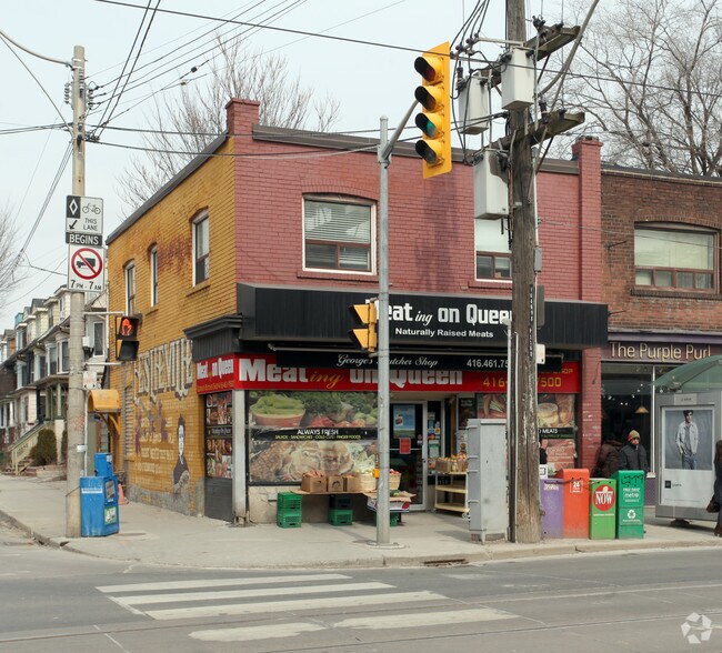 1160 Queen St E, Toronto, ON à vendre - Photo principale – Image 2 sur 3