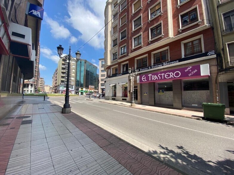 Local commercial dans León à vendre - Photo de l’immeuble – Image 3 sur 14