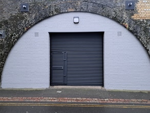 Brixton Station Rd, Londres à louer Photo de l’immeuble– Image 1 sur 2