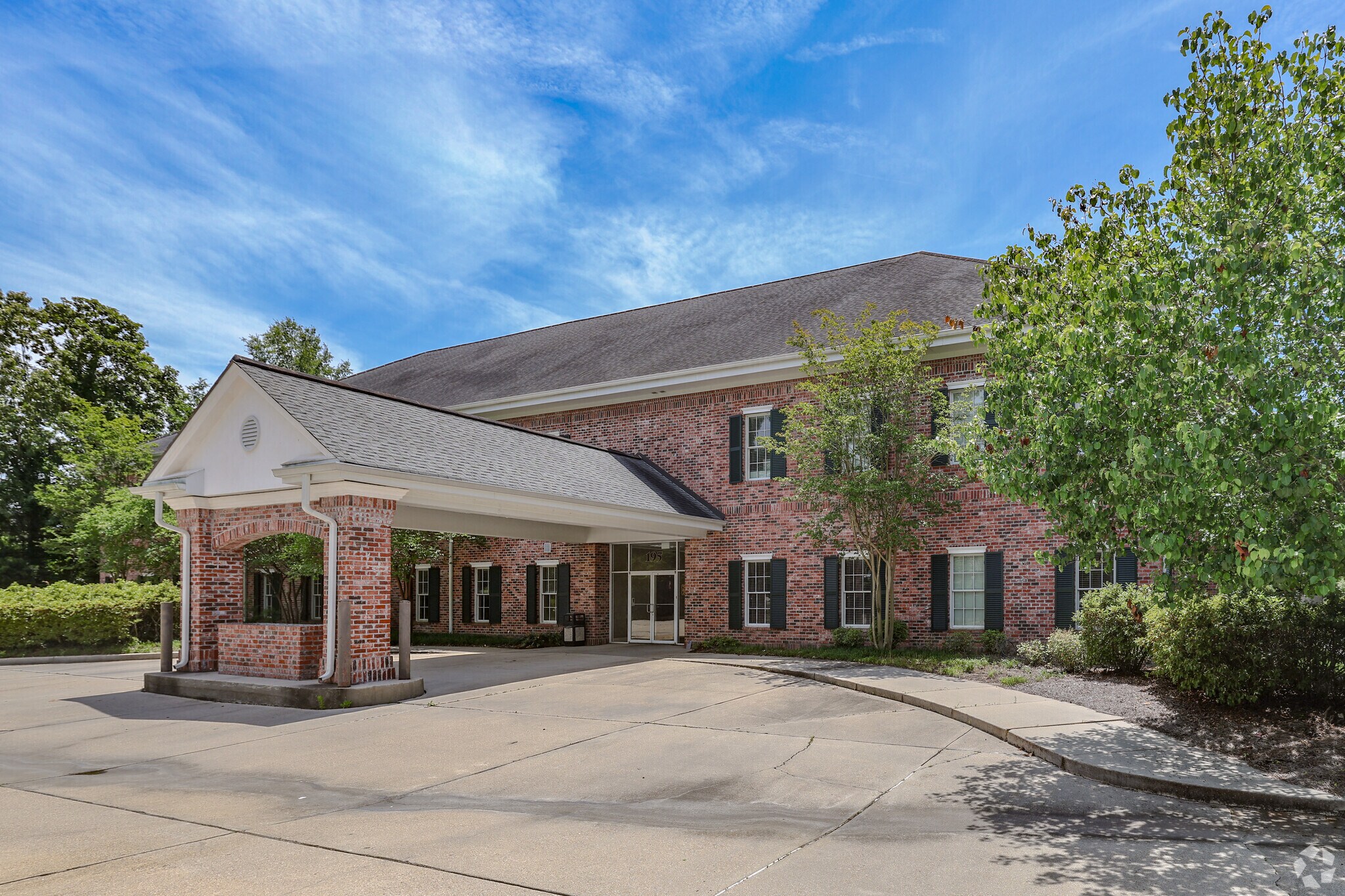 195 Greenbrier Blvd, Covington, LA à louer Photo principale– Image 1 sur 15