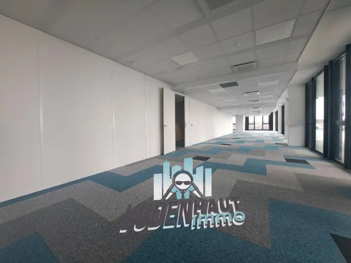 Bureau dans Labège à louer - Photo de l’immeuble – Image 3 sur 9