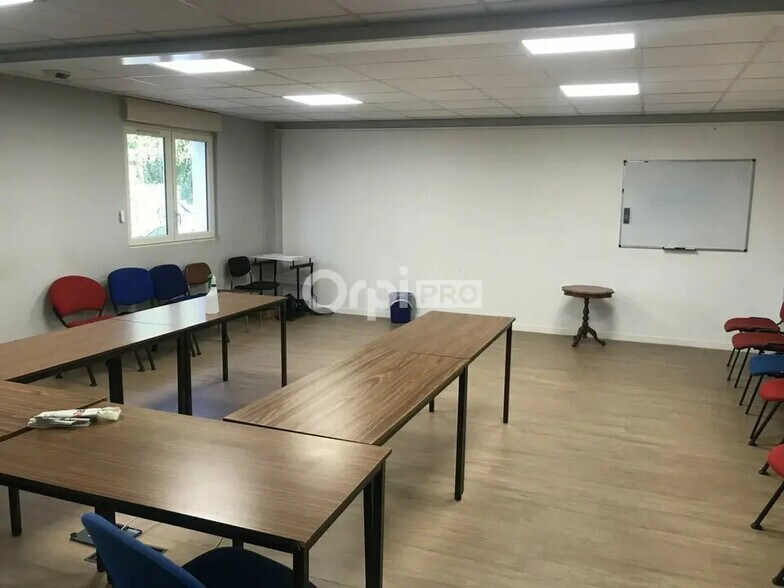 Bureau dans Limoges à louer - Photo intérieure – Image 2 sur 24