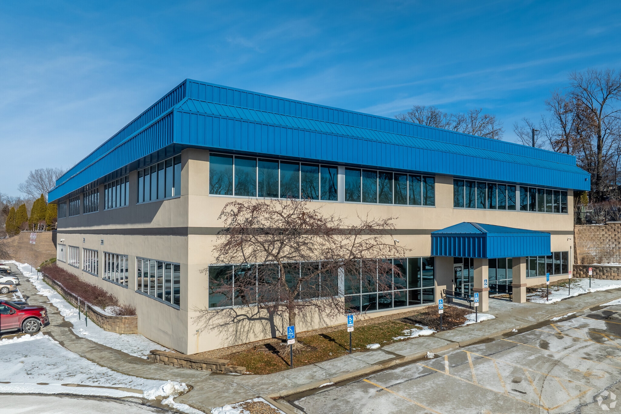 1440 NW Vivion Rd, Kansas City, MO à louer Photo principale– Image 1 sur 9
