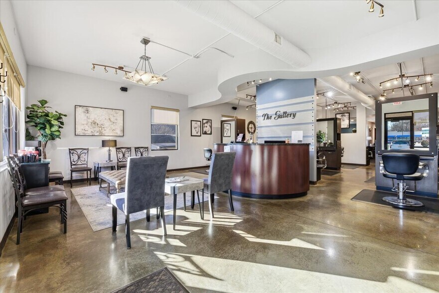 1860 Madison Ave, Council Bluffs, IA à vendre - Photo de l’immeuble – Image 2 sur 8