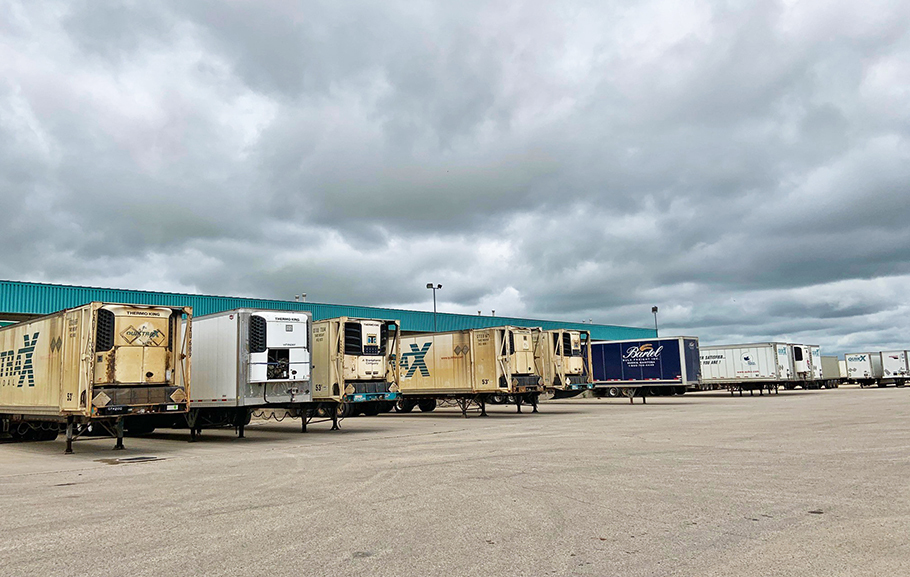 2575 Inkster Blvd, Winnipeg, MB à louer - Photo de l’immeuble – Image 2 sur 5