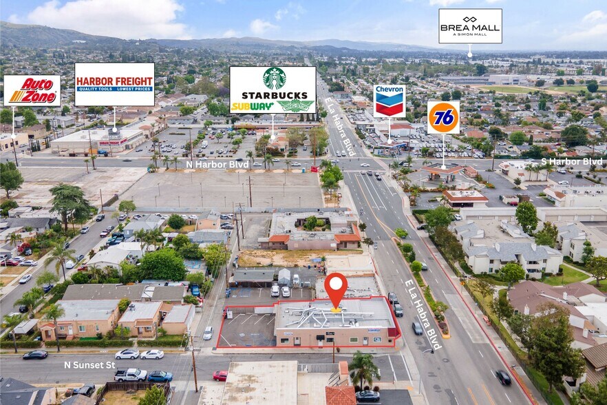 1001-1003 E La Habra Blvd, La Habra, CA à louer - Photo de l’immeuble – Image 3 sur 12