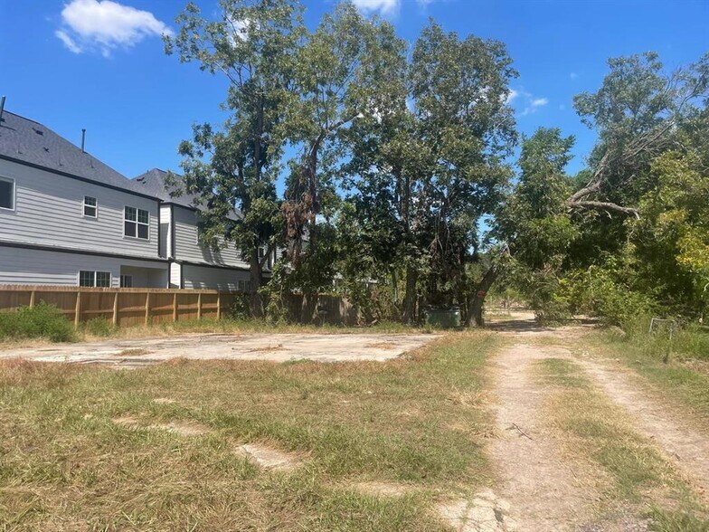 2602 Paul Quinn St, Houston, TX à vendre - Photo de l’immeuble – Image 3 sur 12
