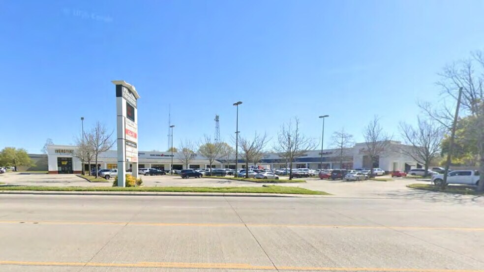 7731 Perkins Rd, Baton Rouge, LA à louer - Photo de l’immeuble – Image 1 sur 10