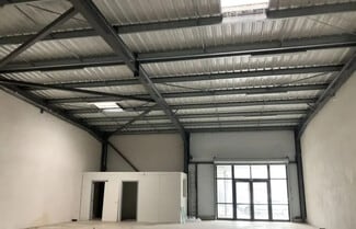 Plus de détails pour Local commercial à louer