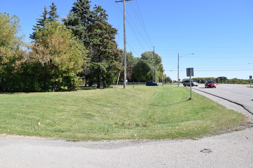 3236 E Northland Ave, Appleton, WI à vendre - Autre – Image 2 sur 11