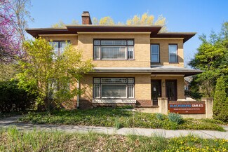 Plus de détails pour 614 S Main St, Blacksburg, VA - Bureau à vendre