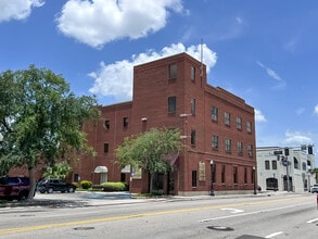 101 S Florida Ave, Lakeland, FL à louer Photo de l’immeuble– Image 1 sur 34