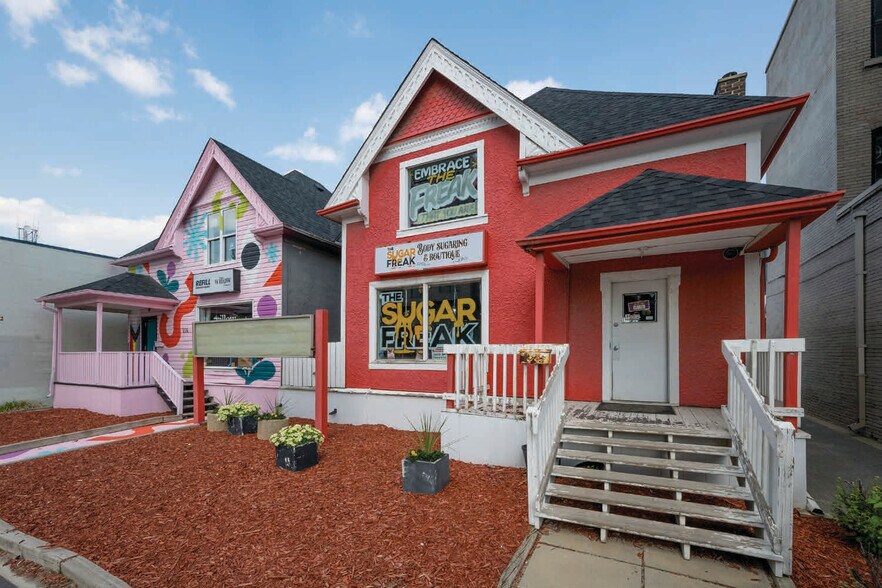 216 Osborne St, Winnipeg, MB à louer - Photo de l’immeuble – Image 3 sur 6